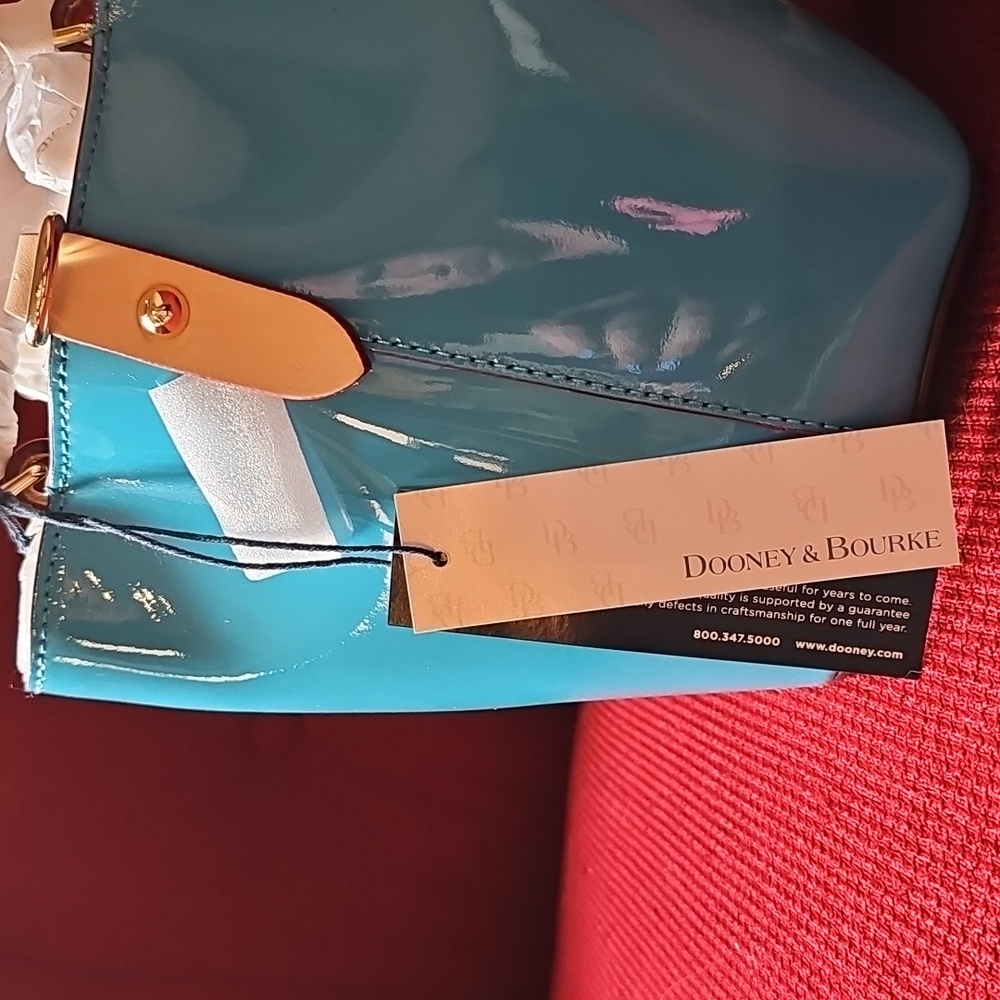 NWT Dooney & Bourke Patent Mini Barlow-Sky 🩵 - Picture 8 of 10